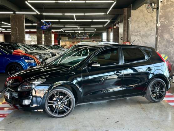 HYUNDAI I30 2.0 MPI 16V GASOLINA 4P MANUAL